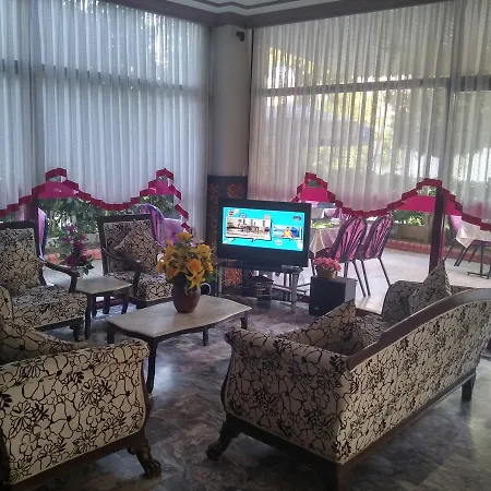 Apartahotel Gold River *
